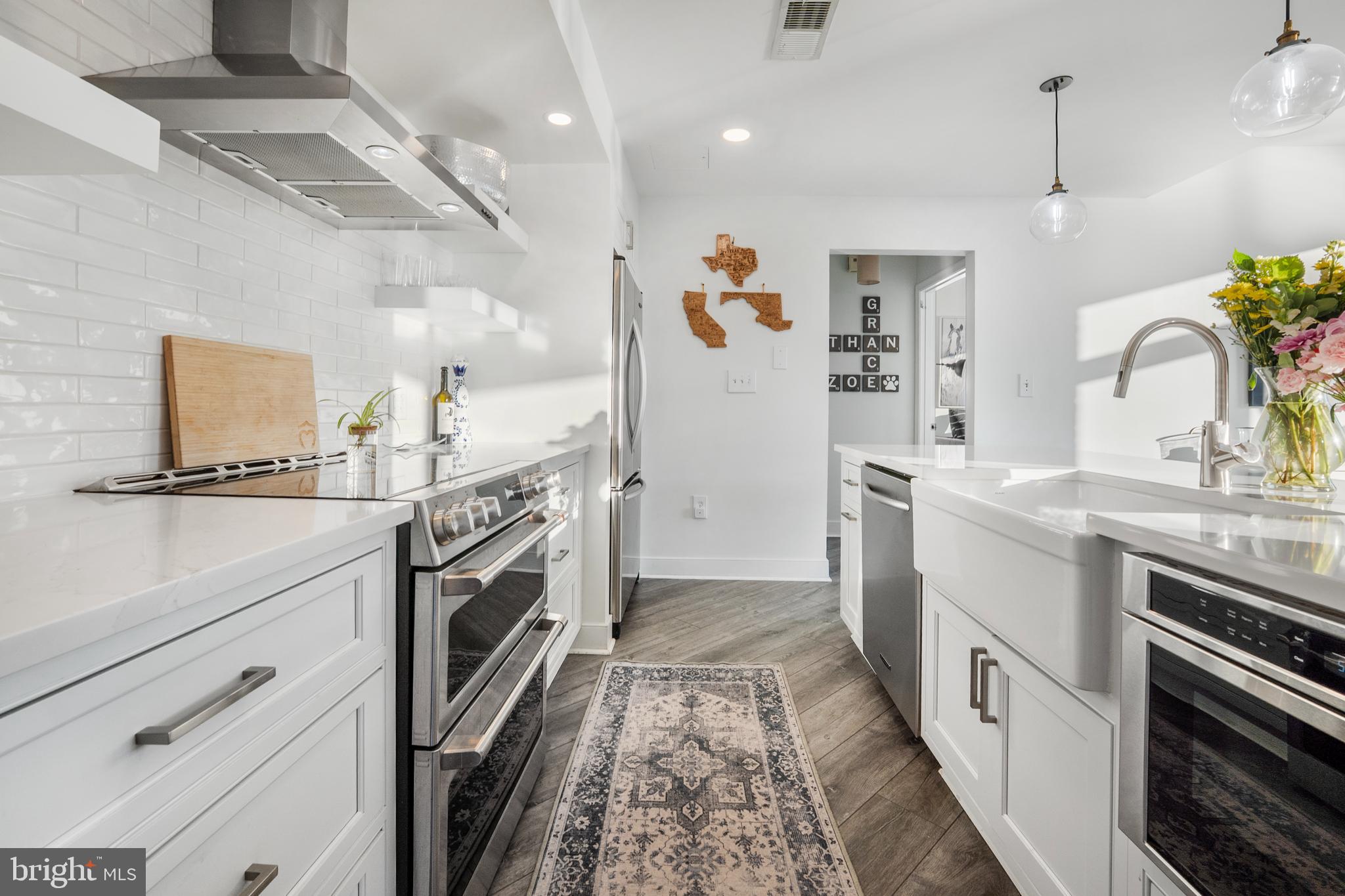 675 President Street, Unit 2602 Baltimore, MD 21202 - Photo 2 of 29