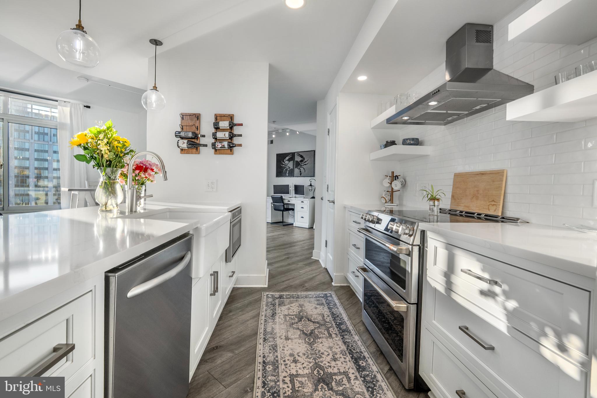 675 President Street, Unit 2602 Baltimore, MD 21202 - Photo 3 of 29