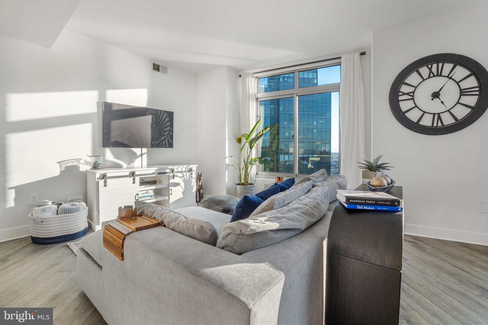 675 President Street, Unit 2602 Baltimore, MD 21202 - Photo 5 of 29