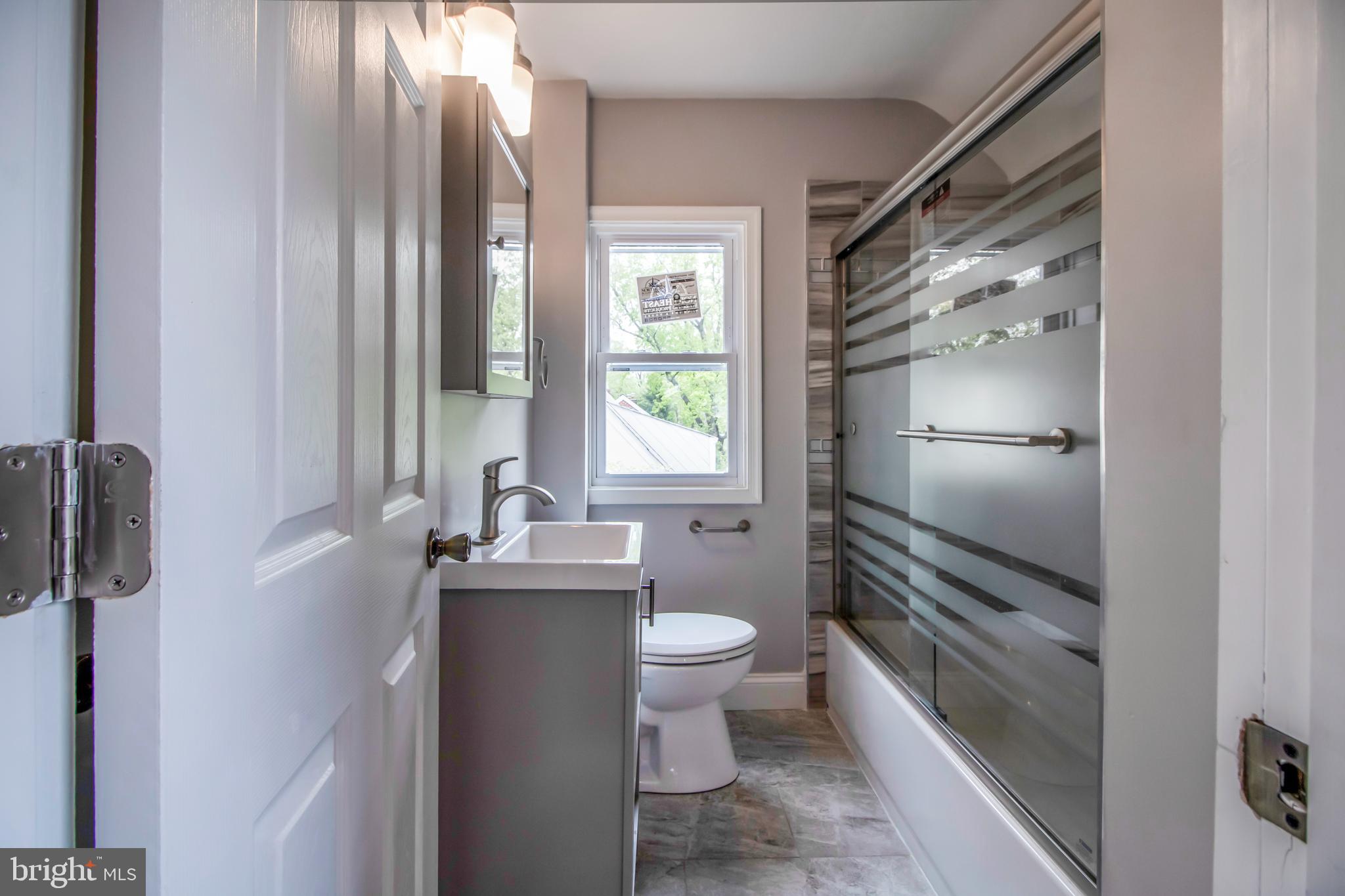 110 Hamilton Avenue Silver Spring, MD 20901 - Photo 13 of 34