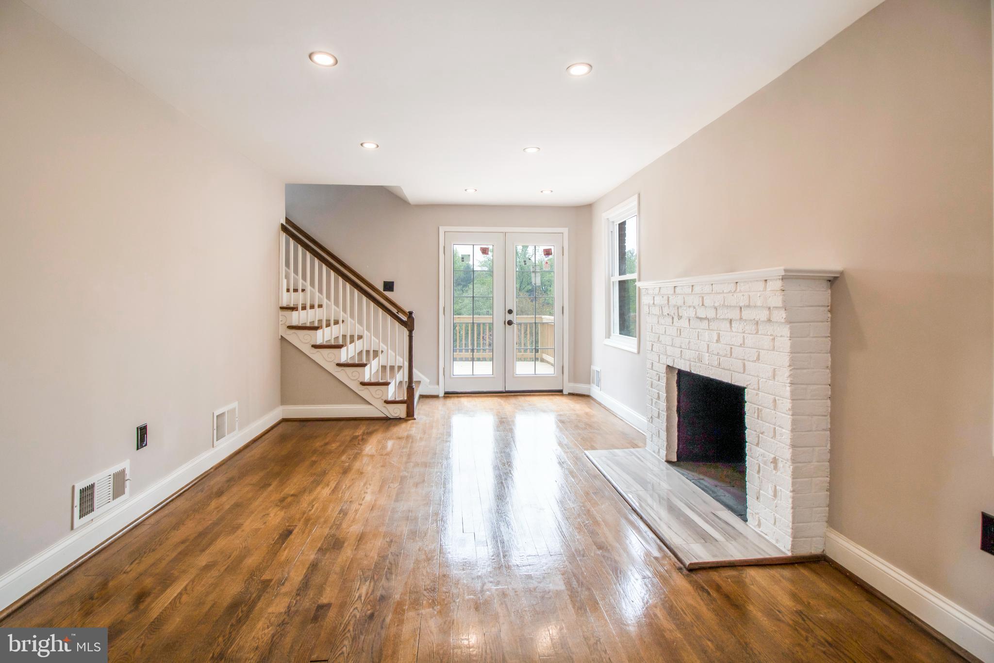 110 Hamilton Avenue Silver Spring, MD 20901 - Photo 2 of 34