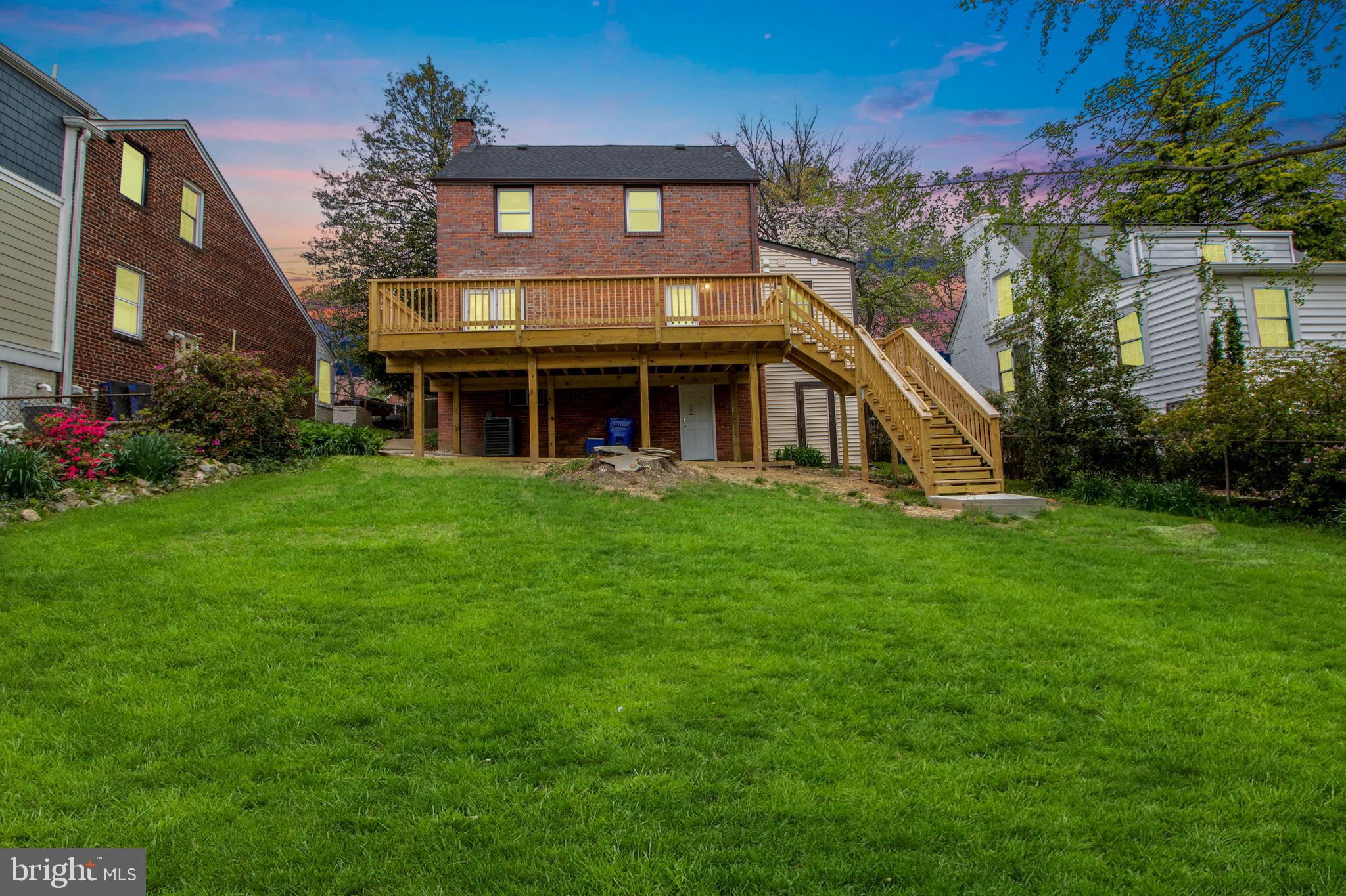 110 Hamilton Avenue Silver Spring, MD 20901 - Photo 3 of 34