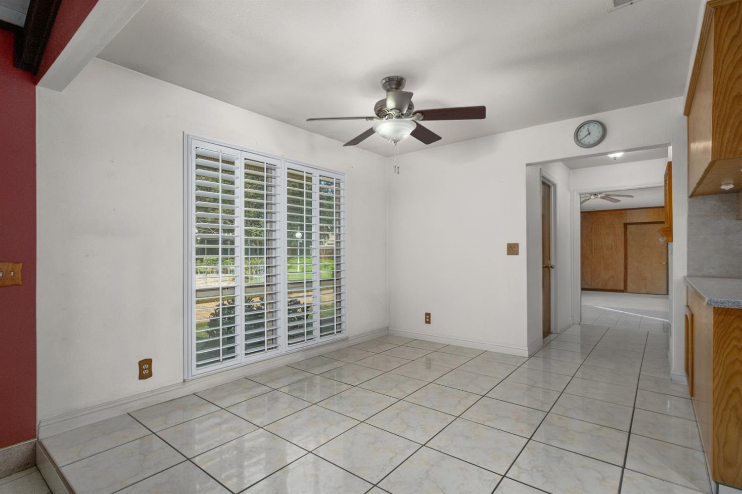 3140 North Temperance Avenue Clovis, CA 93611 - Photo 15 of 36 a view of an empty room with a window