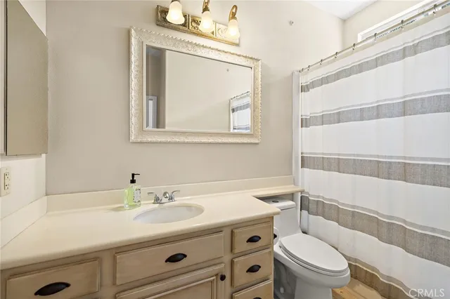 $2,074,999 | 12 Ashton, Mission Viejo, CA 92692