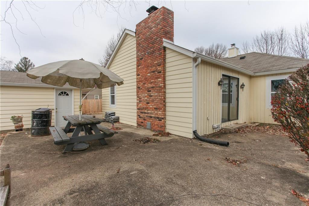 415 West Stop 11 Road Indianapolis, IN 46217 - Photo 3 of 24 Gallery Image 3