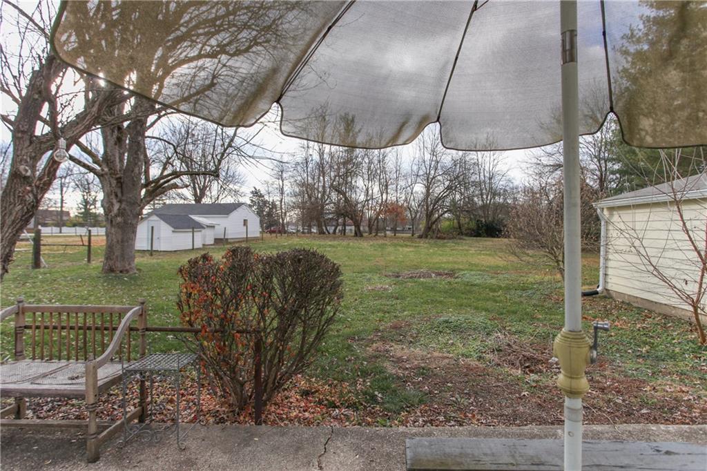 415 West Stop 11 Road Indianapolis, IN 46217 - Photo 23 of 24 Gallery Image 23