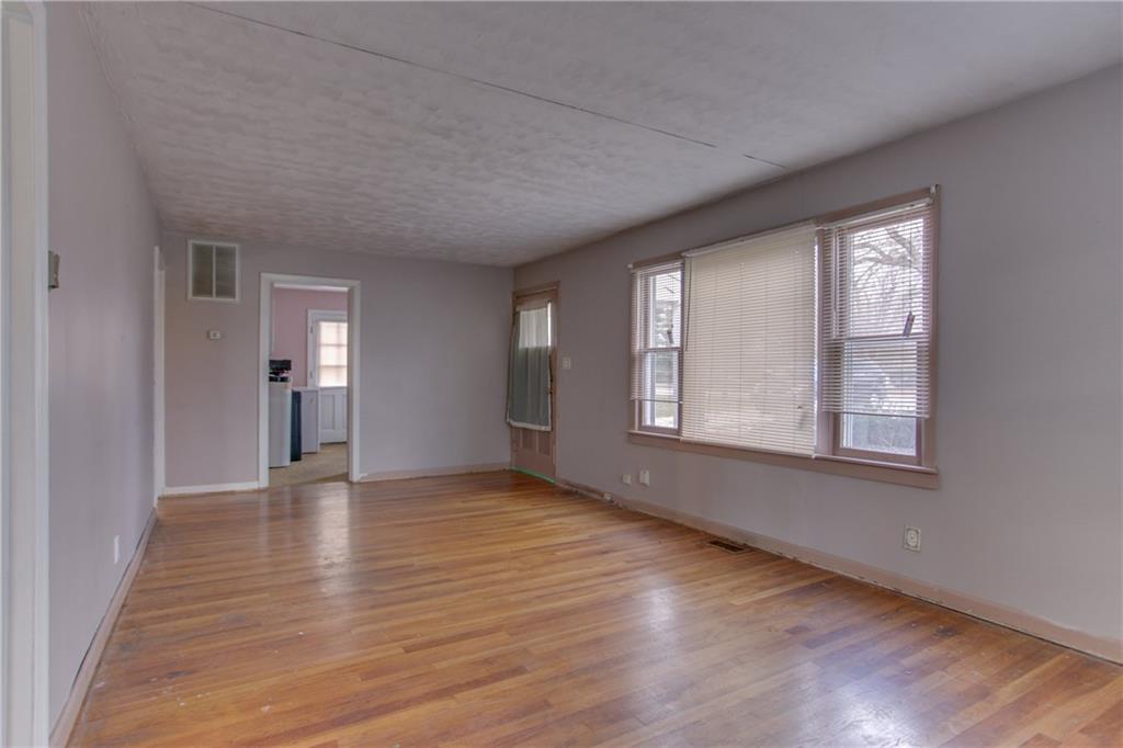 415 West Stop 11 Road Indianapolis, IN 46217 - Photo 8 of 24 Gallery Image 8