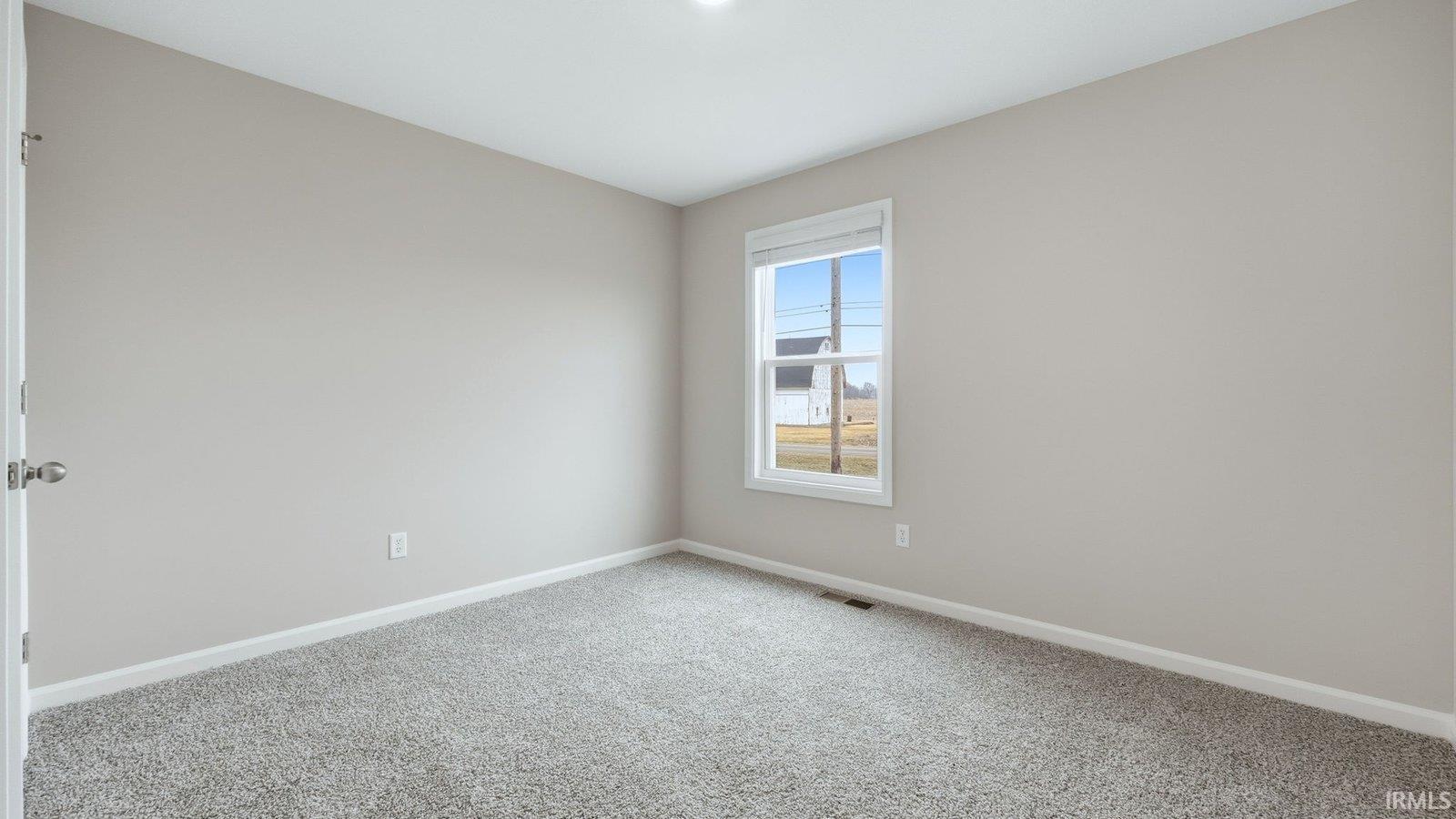 3491 Chital Cove Waterloo, IN 46793 - Photo 13 of 36