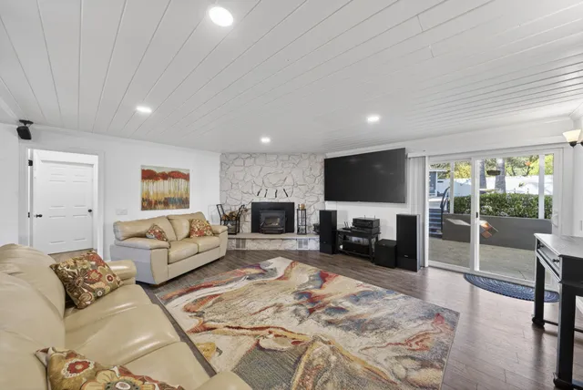 $849,900 | 20114 Vernita Drive, Redding, CA 96003