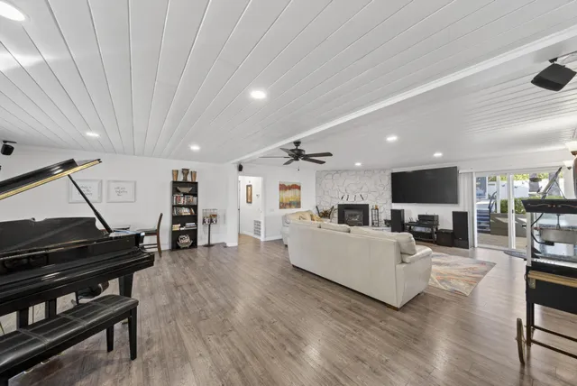 $849,900 | 20114 Vernita Drive, Redding, CA 96003