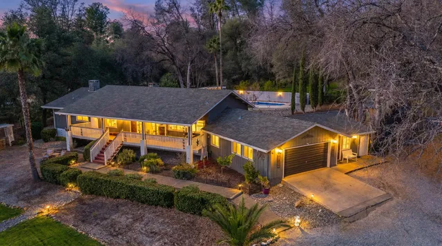 $849,900 | 20114 Vernita Drive, Redding, CA 96003