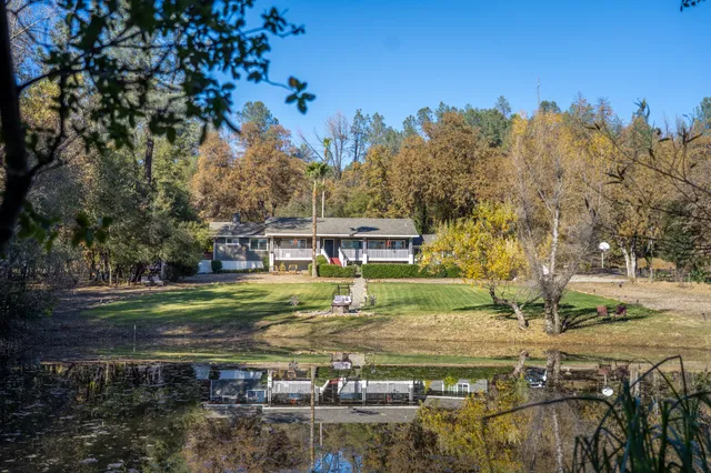 $849,900 | 20114 Vernita Drive, Redding, CA 96003