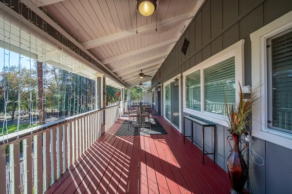 $835,000 | 20114 Vernita Drive, Redding, CA 96003