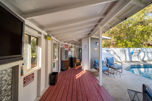 $849,900 | 20114 Vernita Drive, Redding, CA 96003