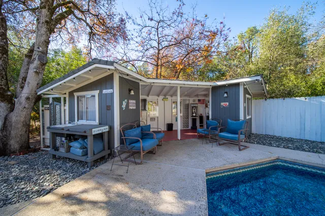 $849,900 | 20114 Vernita Drive, Redding, CA 96003