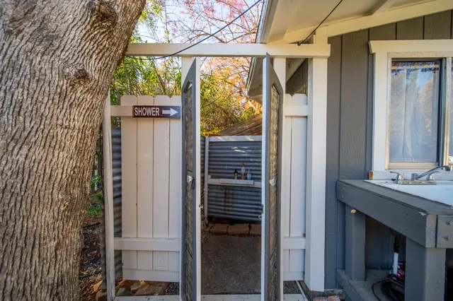 $849,900 | 20114 Vernita Drive, Redding, CA 96003