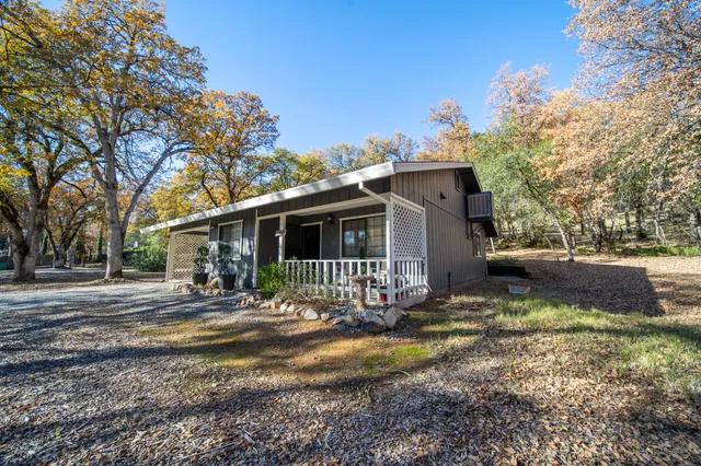 $849,900 | 20114 Vernita Drive, Redding, CA 96003