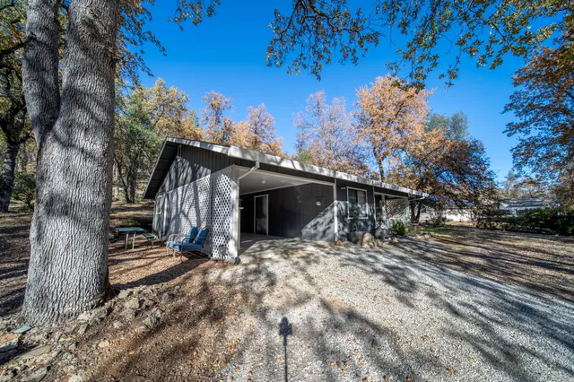 $849,900 | 20114 Vernita Drive, Redding, CA 96003