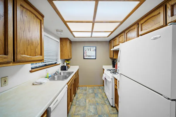 $835,000 | 20114 Vernita Drive, Redding, CA 96003