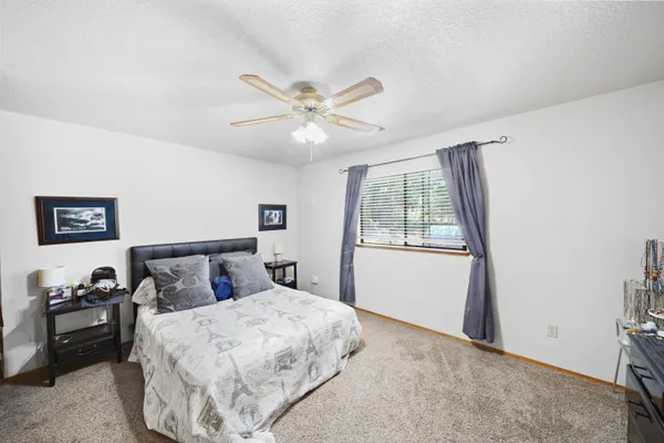 $835,000 | 20114 Vernita Drive, Redding, CA 96003