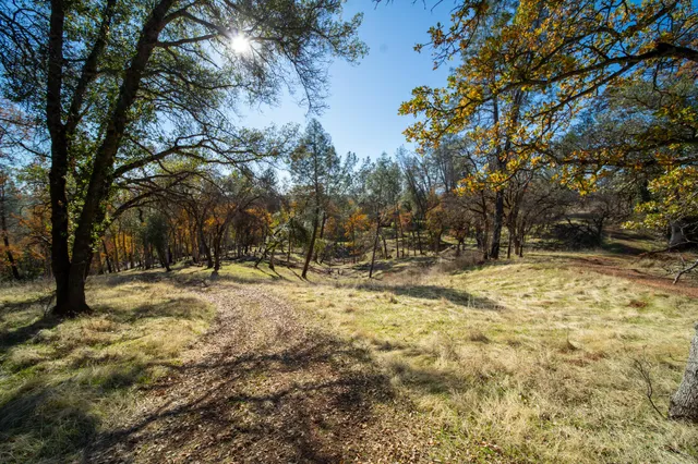 $849,900 | 20114 Vernita Drive, Redding, CA 96003