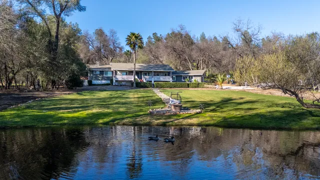 $849,900 | 20114 Vernita Drive, Redding, CA 96003