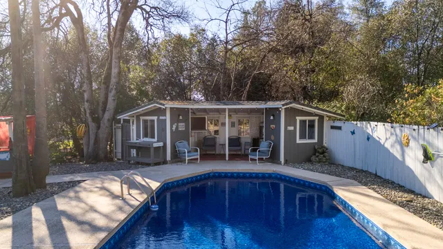 $849,900 | 20114 Vernita Drive, Redding, CA 96003