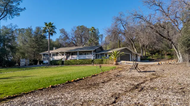 $849,900 | 20114 Vernita Drive, Redding, CA 96003