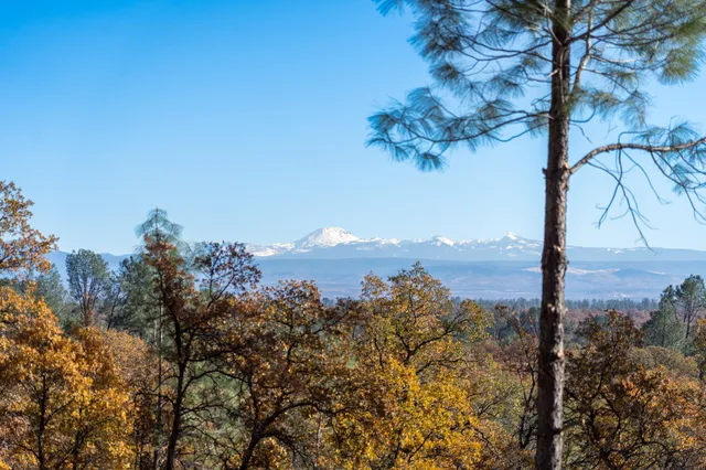 $849,900 | 20114 Vernita Drive, Redding, CA 96003