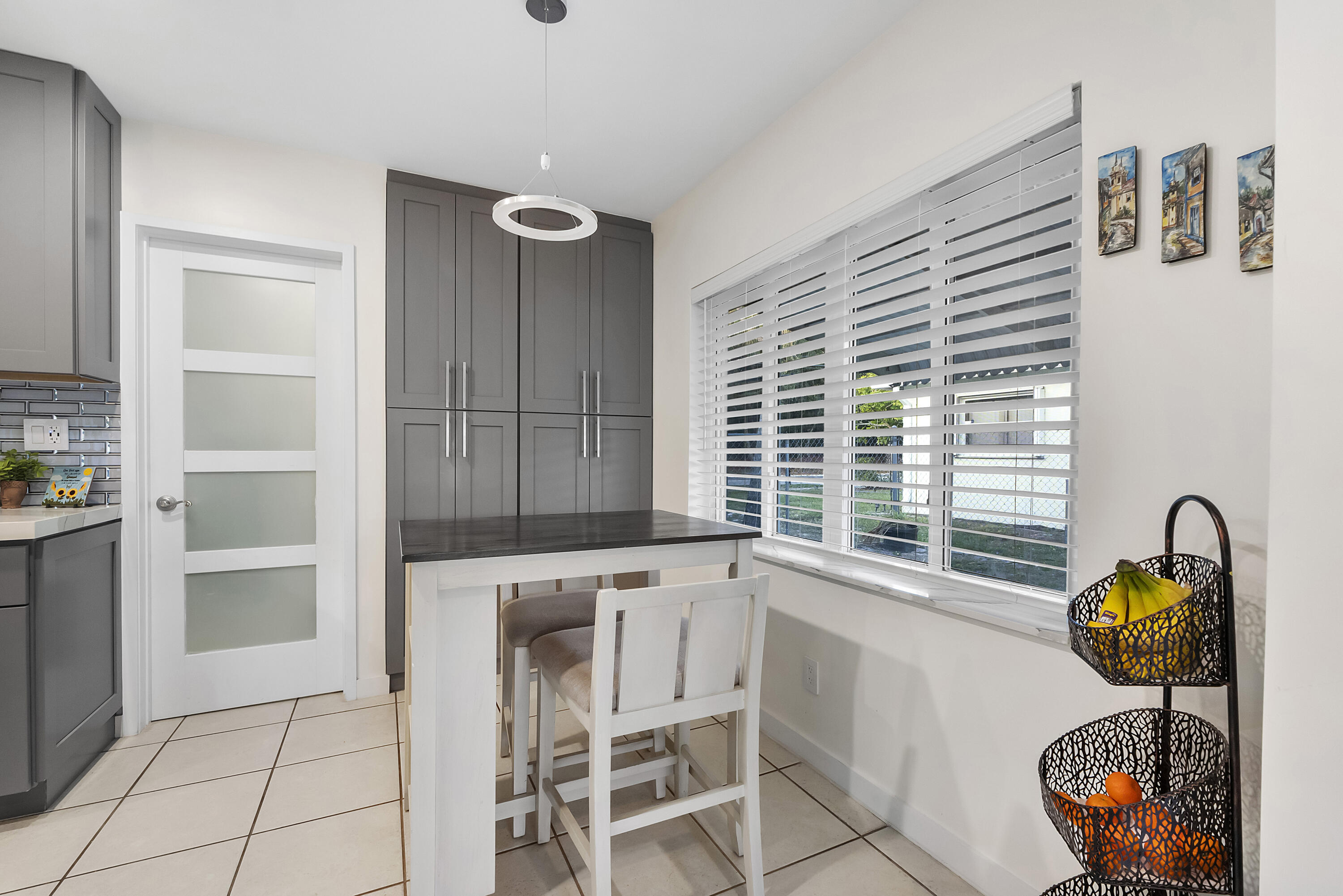 5020 Southwest 11th Street Margate, FL 33068 - Photo 17 of 47 5020 Sw 11th St_025