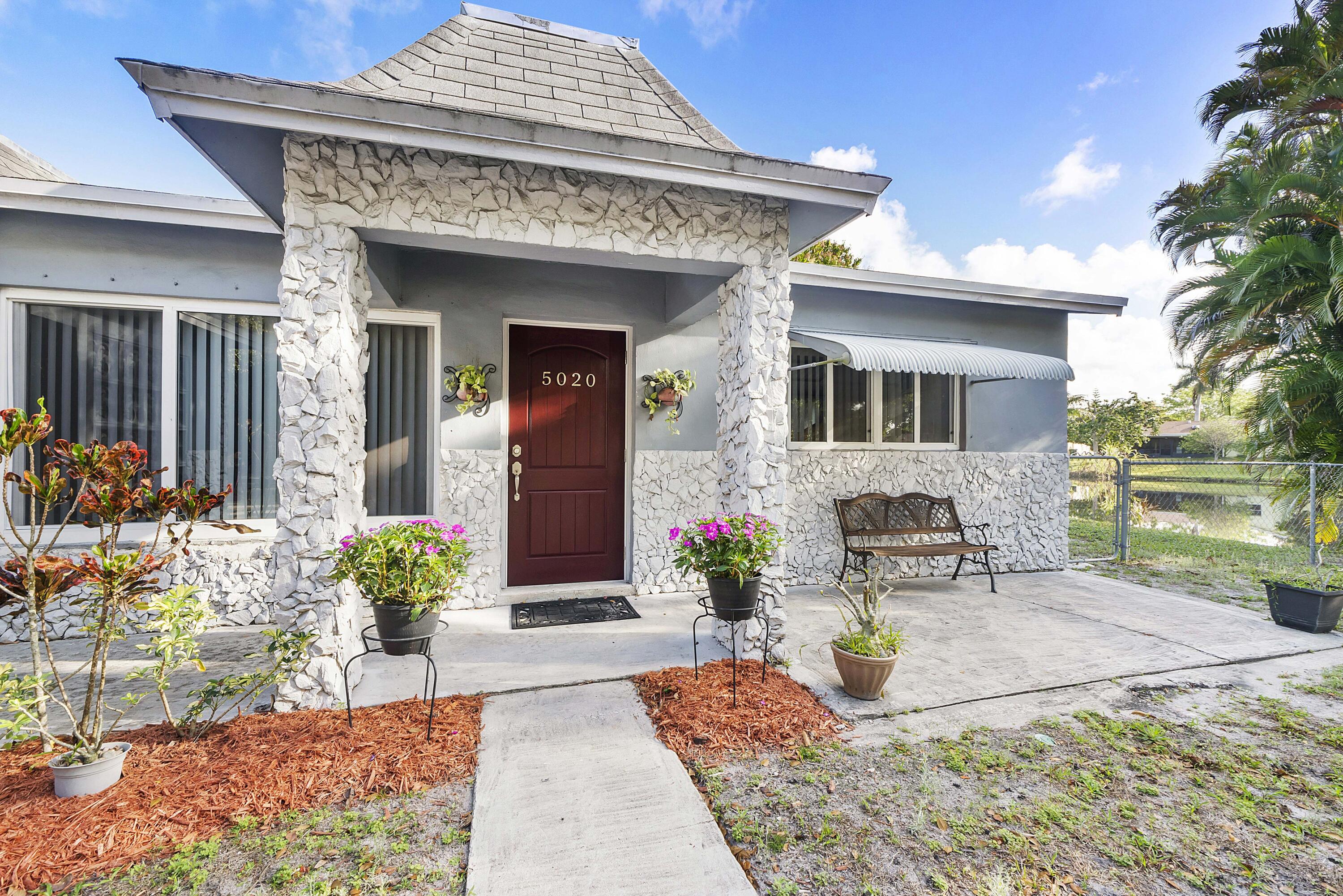 5020 Southwest 11th Street Margate, FL 33068 - Photo 37 of 47 5020 Sw 11th St_046