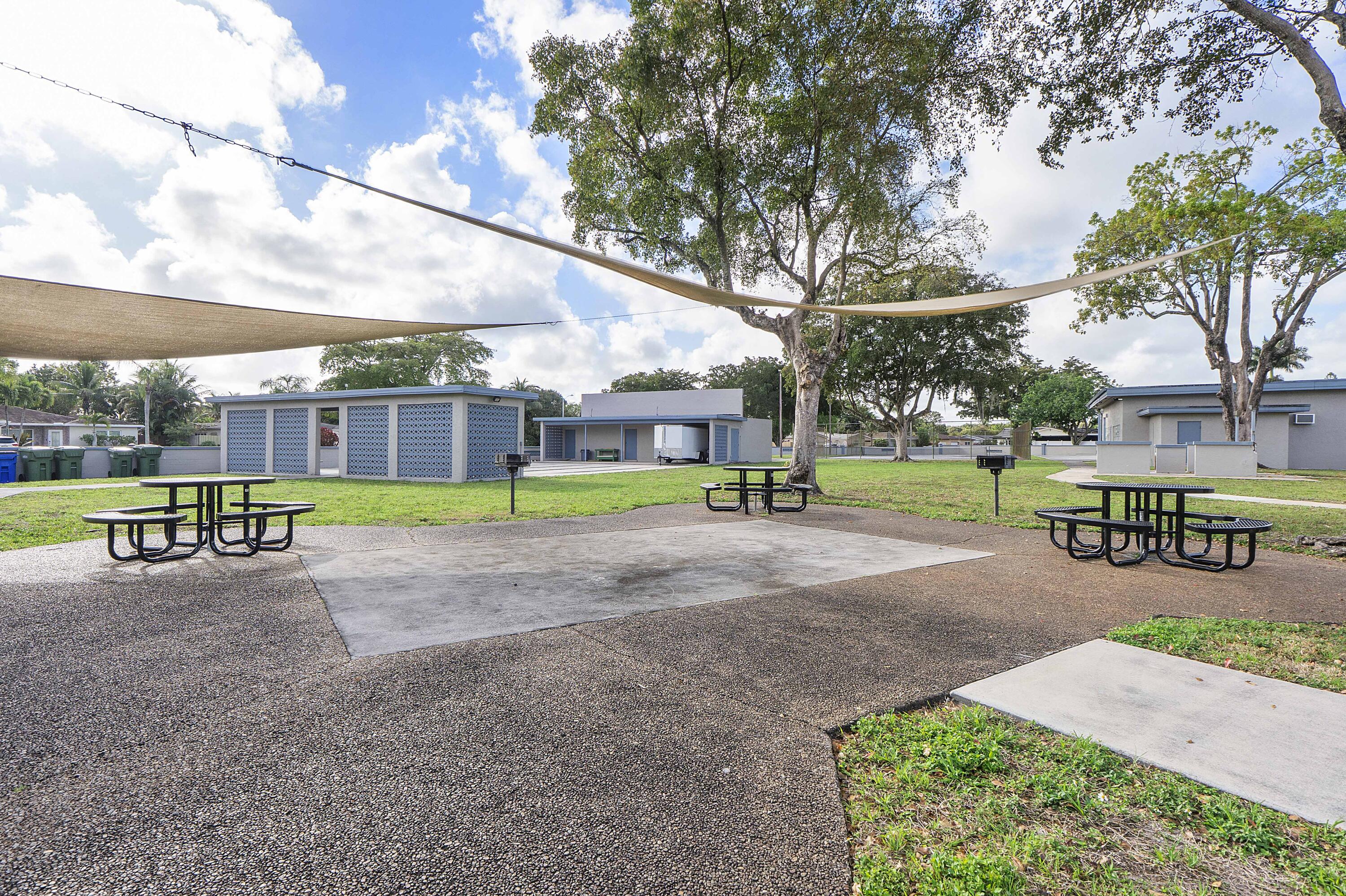 5020 Southwest 11th Street Margate, FL 33068 - Photo 42 of 47 5020 Sw 11th St_053