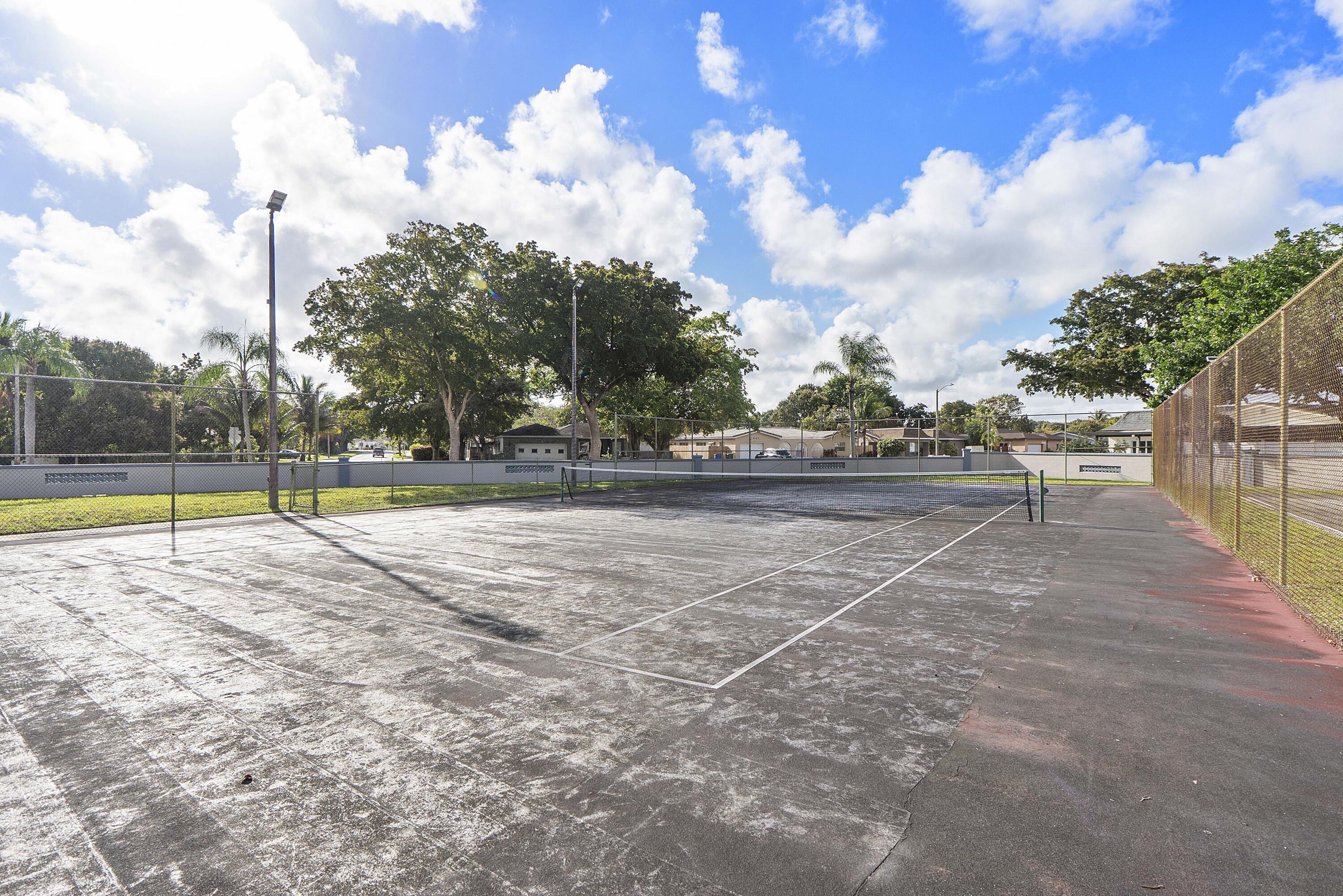 5020 Southwest 11th Street Margate, FL 33068 - Photo 45 of 47 5020 Sw 11th St_056