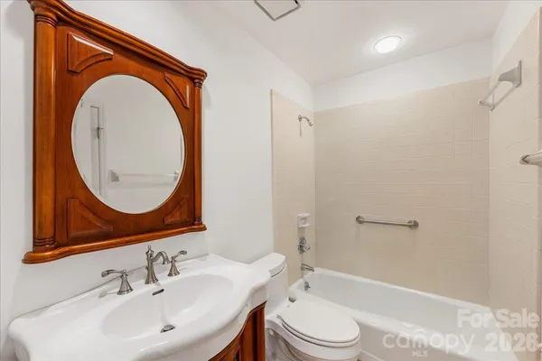 $600,000 | 5104 Top Seed Court, Charlotte, NC 28226