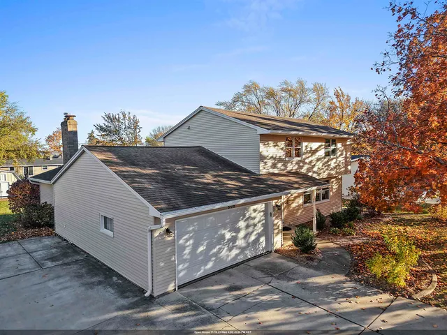 $375,000 | 808 Voelker Street, De Pere, WI 54115