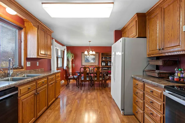 $375,000 | 808 Voelker Street, De Pere, WI 54115