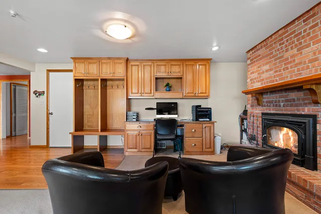 $375,000 | 808 Voelker Street, De Pere, WI 54115