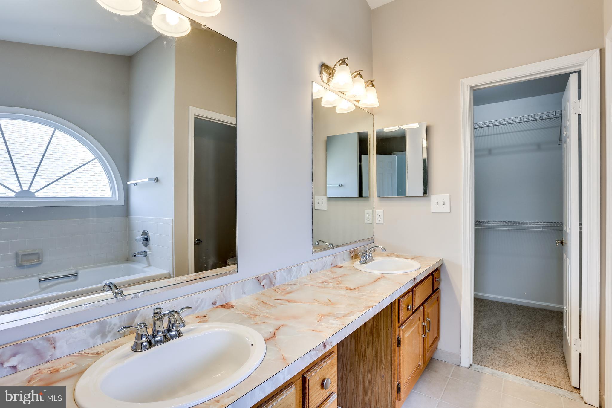 14308 Greenview Drive Laurel, MD 20708 - Photo 21 of 28 Bath (Master)