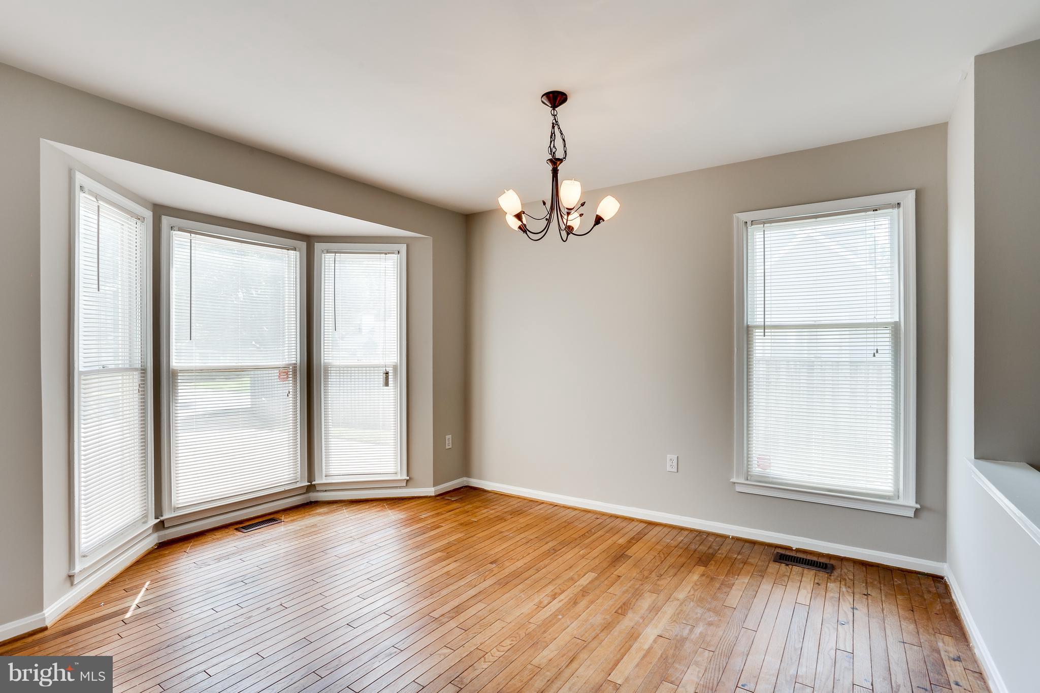 14308 Greenview Drive Laurel, MD 20708 - Photo 4 of 28 Dining Room