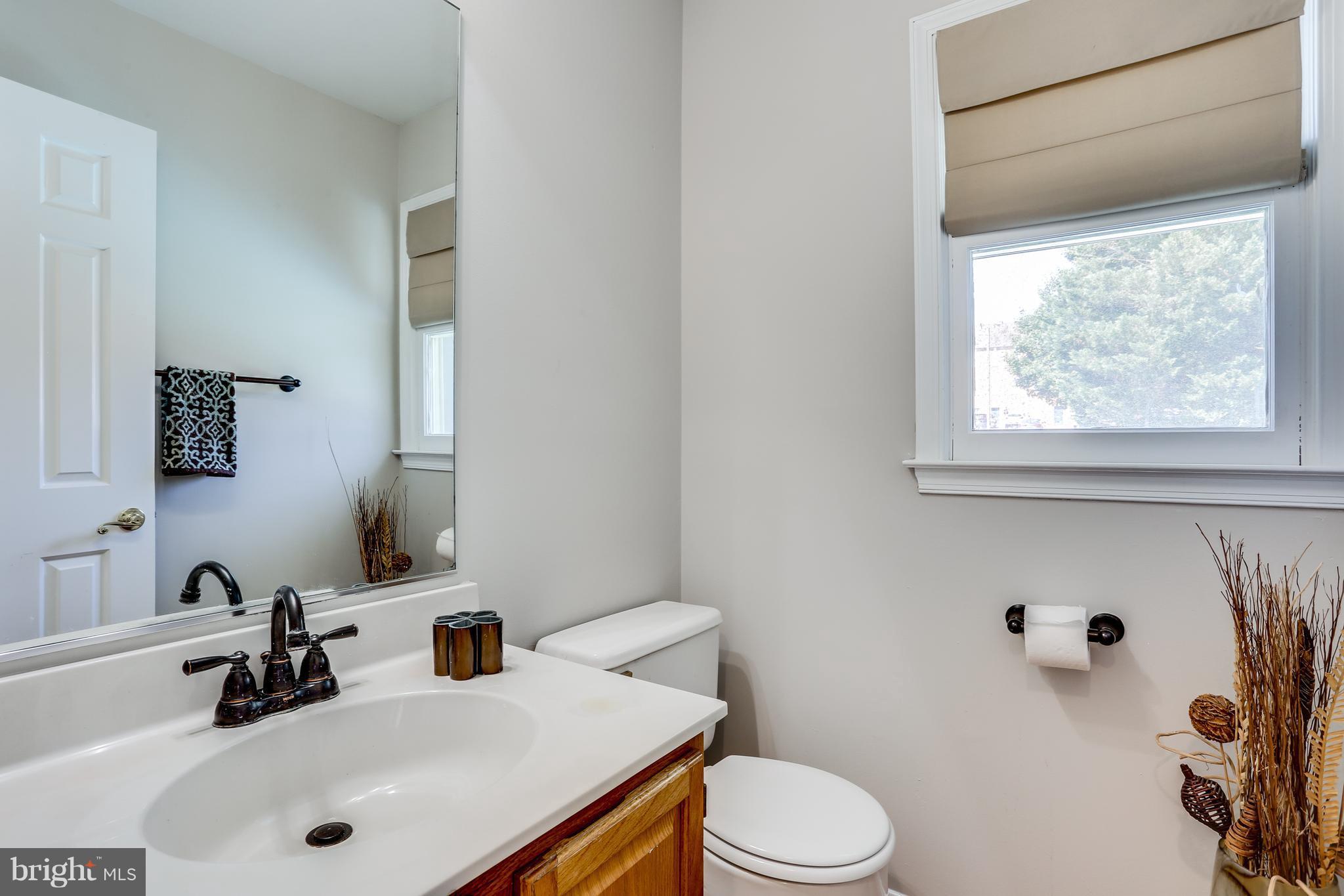 14308 Greenview Drive Laurel, MD 20708 - Photo 9 of 28 Bath