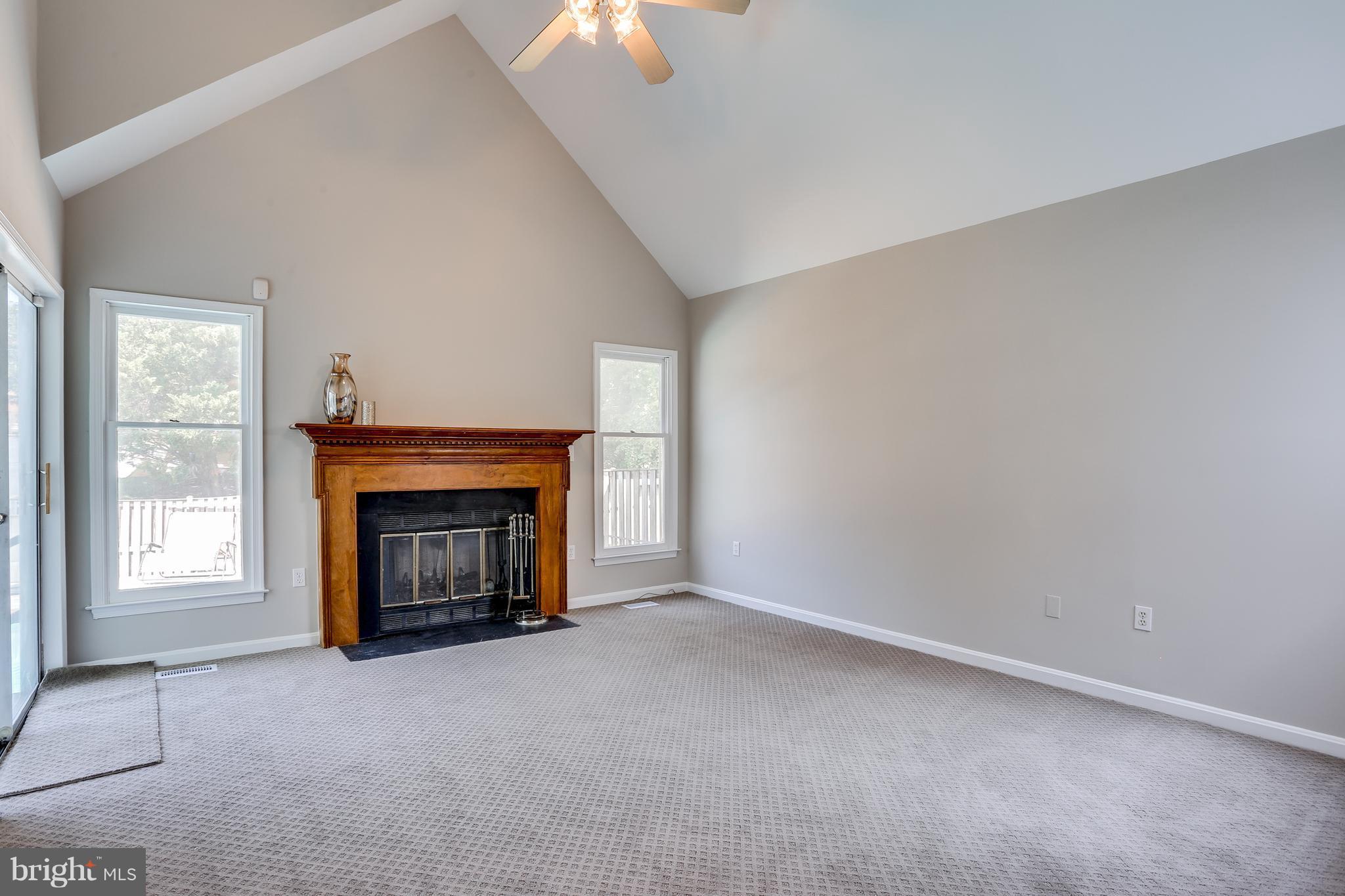 14308 Greenview Drive Laurel, MD 20708 - Photo 10 of 28 Family Room