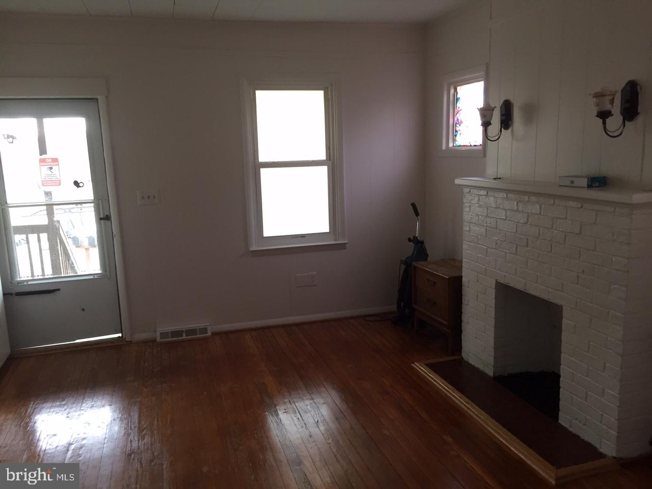 7532 Marks Avenue Nottingham, MD 21236 - Photo 2 of 19 Living Room with Hardwood Floors