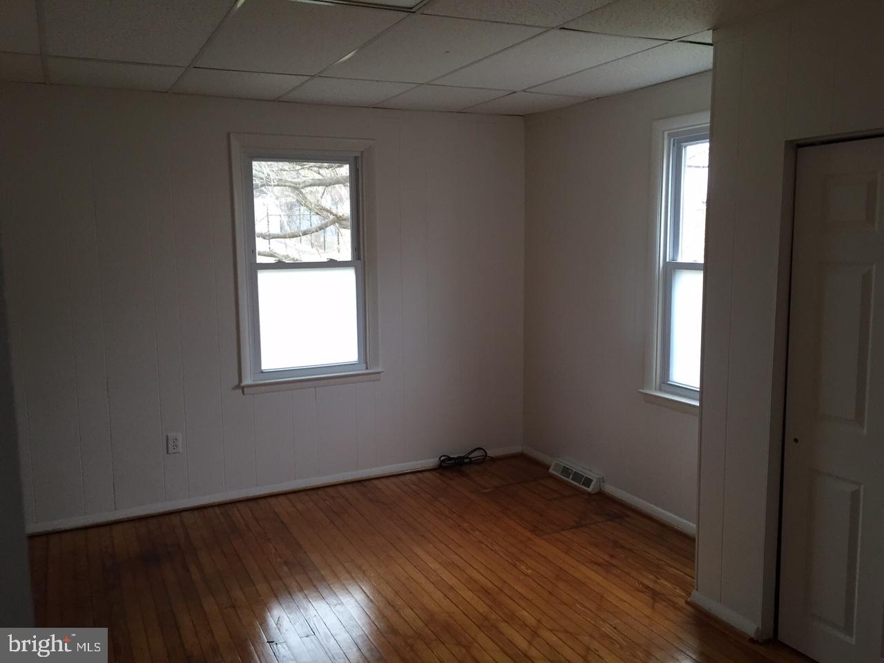 7532 Marks Avenue Nottingham, MD 21236 - Photo 3 of 19 Bedroom in First Floor Apartment