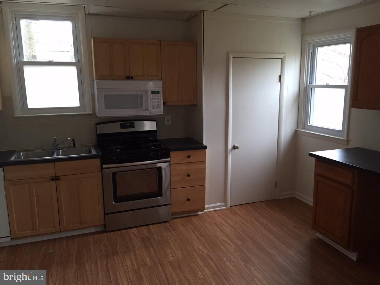 7532 Marks Avenue Nottingham, MD 21236 - Photo 4 of 19 Kitchen in First Floor Apartment