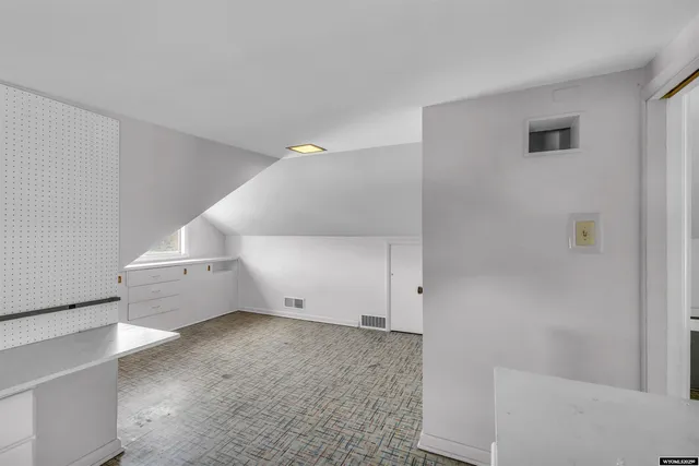 $188,000 | 922 New Hampshire Street, Rock Springs, WY 82901