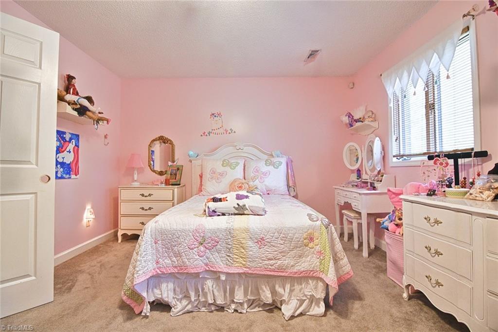396 Fishel Road Winston-Salem, NC 27127 - Photo 8 of 30 Gallery Image 8