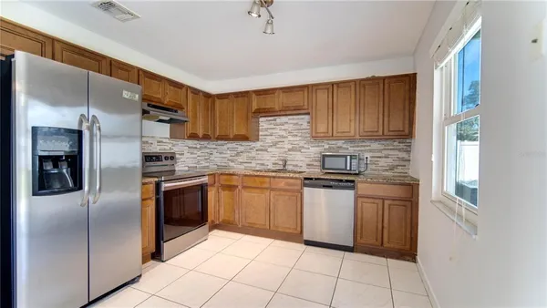 $1,850 | 637 Mesilla Drive, Kissimmee, FL 34758