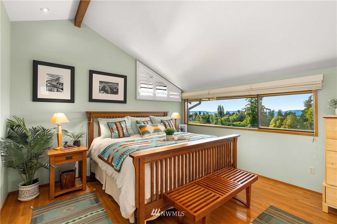 4910 23rd Avenue West Everett, WA 98203 - Photo 19 of 40 a bedroom with a bed and a window