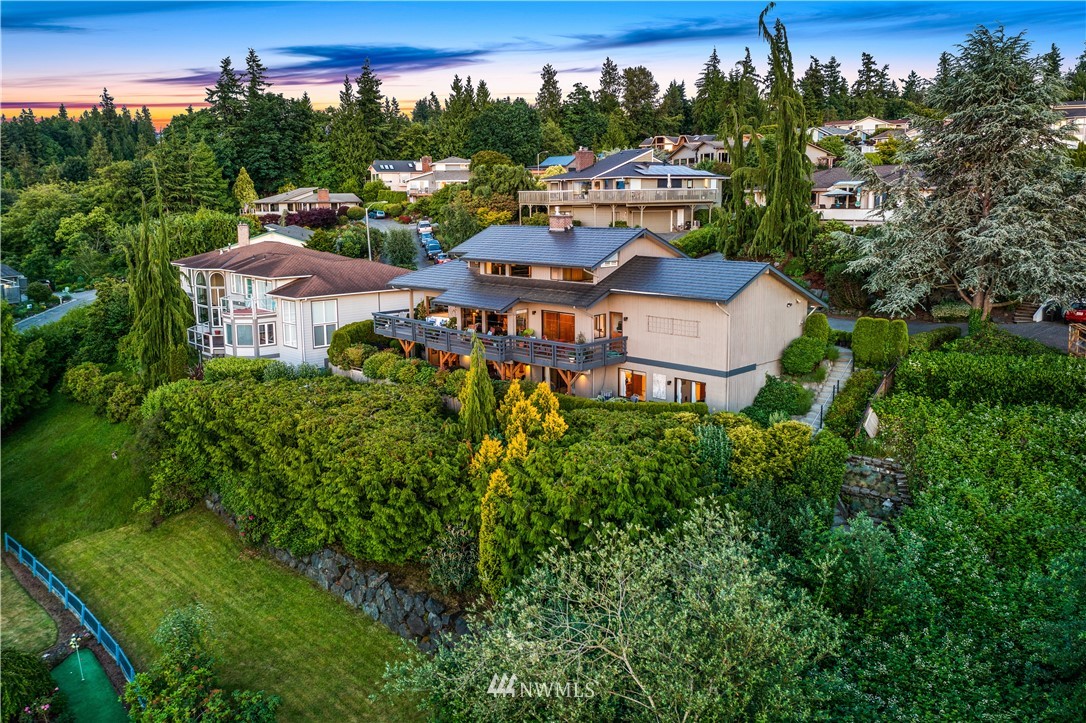 4910 23rd Avenue West Everett, WA 98203 - Photo 36 of 40 an aerial view of a house with garden space and street view