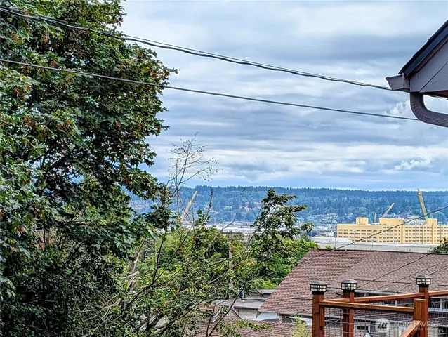 $420,000 | 320 North Lafayette Avenue, Bremerton, WA 98312